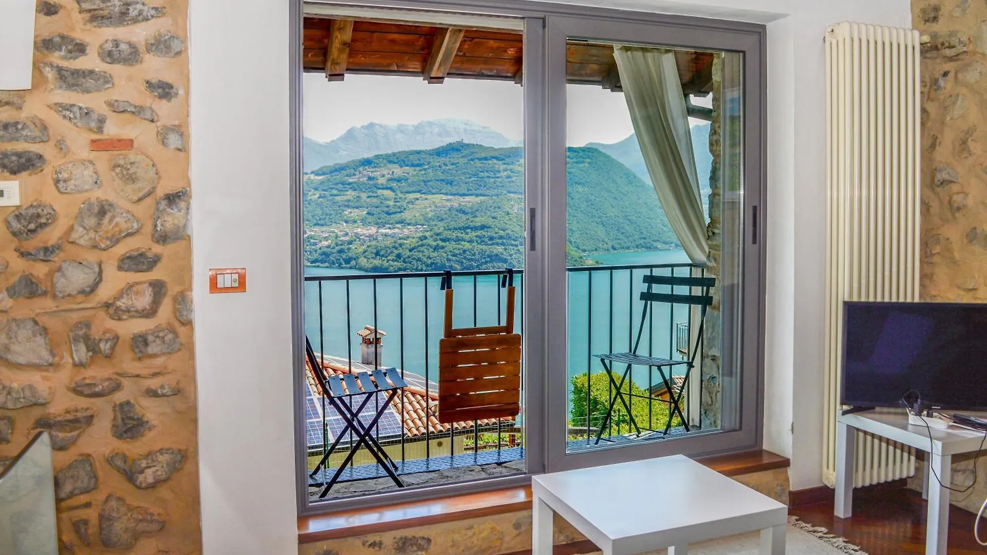 Lago Di Iseo - Lake View House Tavernola Bergamasca Italy