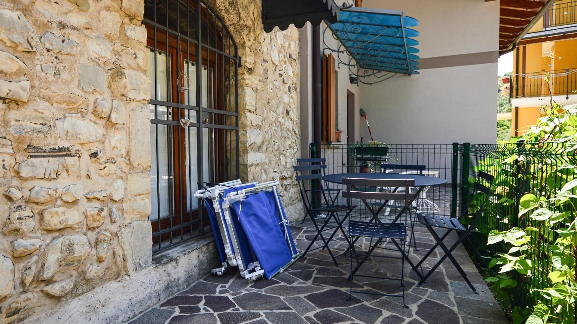 Lago Di Iseo - Lake View House contacts